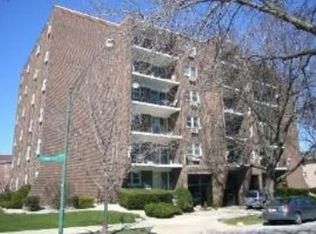 8748 W Summerdale Ave APT 1A, Chicago, IL 60656