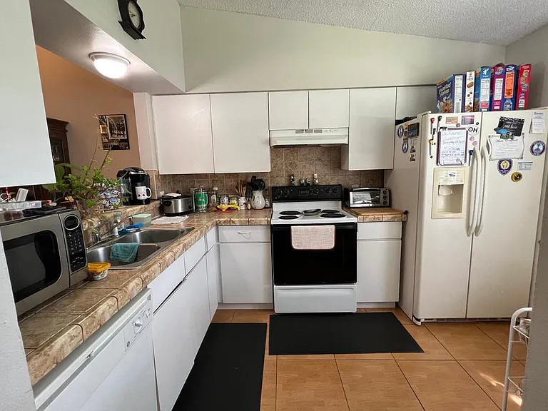777 Kings Cove Ct — Photo 4