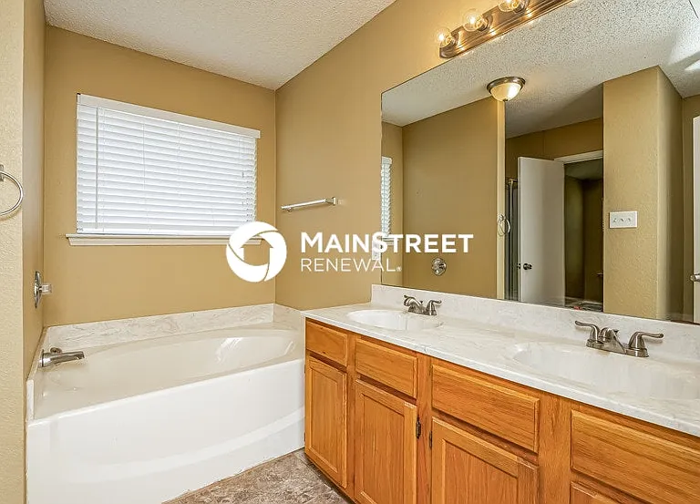 1208 Mirike Dr — Photo 9