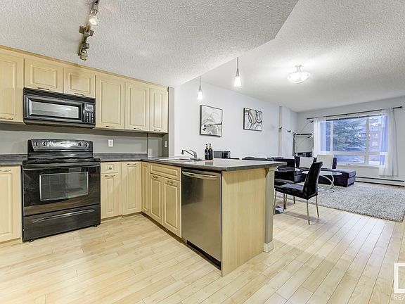 3rd image of 6220 134th Ave NW #115