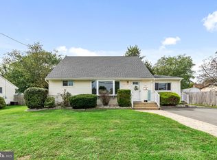 130 Miry Brook Rd, Hamilton, NJ 08690