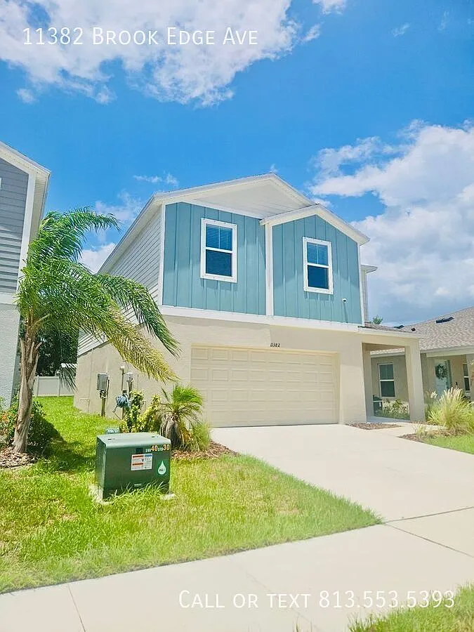 Spacious 4-Bedroom Home with 2-Car Garage in the Heart of Riverview! — Photo 4