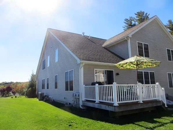 34 Riley Rd, Lunenburg, MA 01462