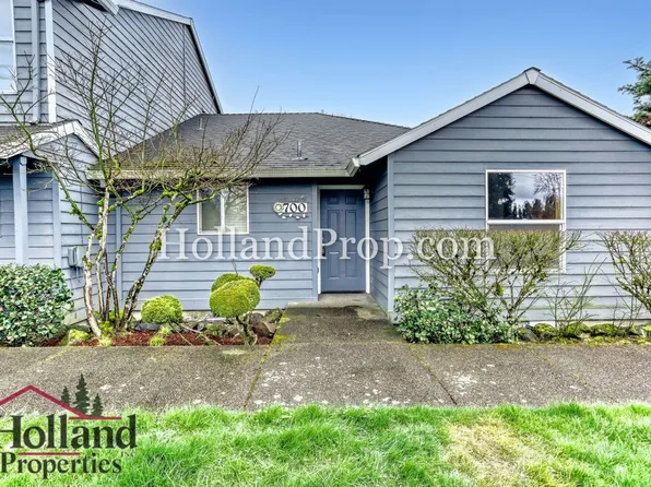 700 SW 206th Pl, Beaverton, OR 97003