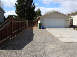 3716 S Date St, Kennewick, WA 99337