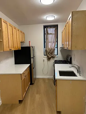 Rented by Greenland Group Realty | media 1