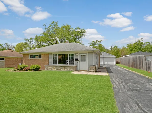 273 Mohawk St, Park Forest, IL 60466
