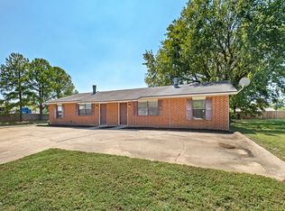 4453 W Acoma St, Fayetteville, AR 72704