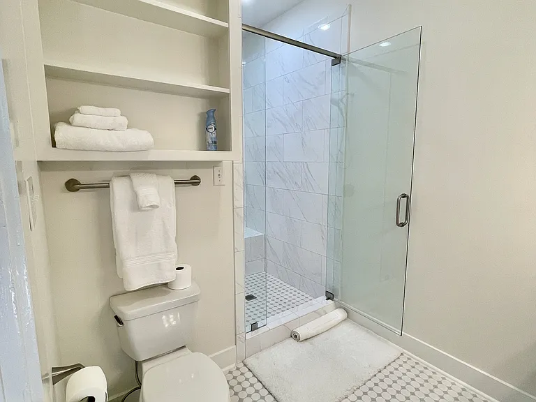 1133 S Grand St #10 — Photo 4