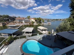 30594 Longhorn Dr, Canyon Lake, CA 92587
