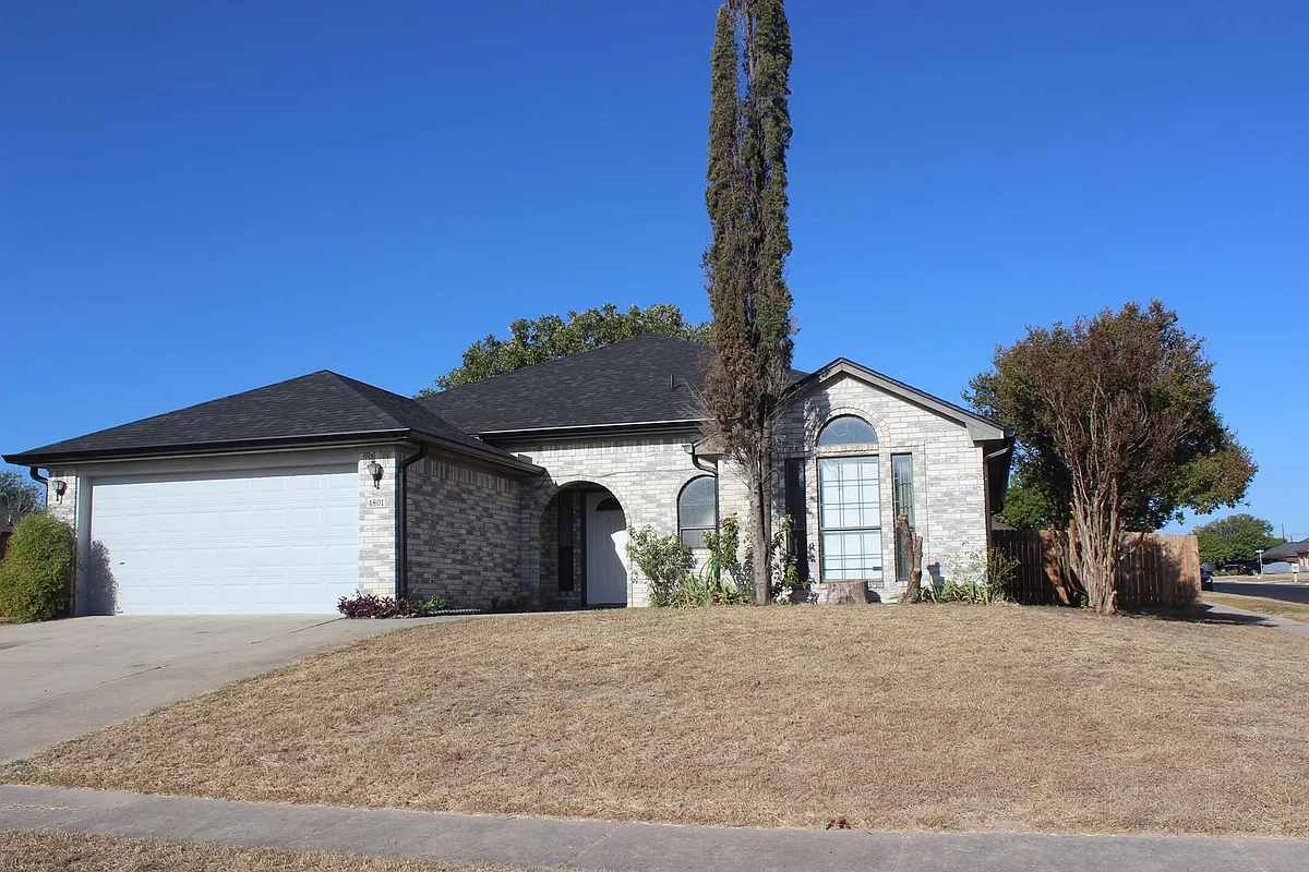 Building Photo - 4801 Addie Dr