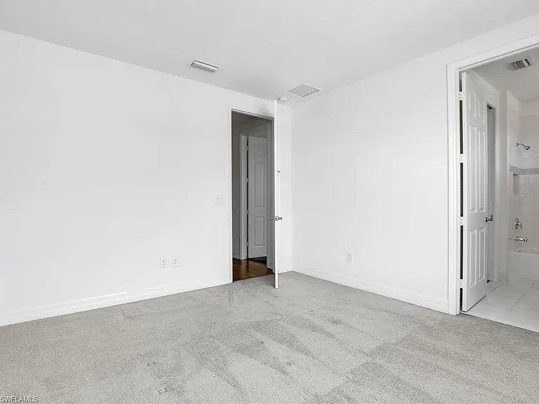 10008 Chesapeake Bay Dr — Photo 41