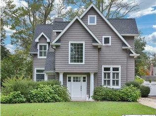 14 Forrest Ave, Rumson, NJ 07760