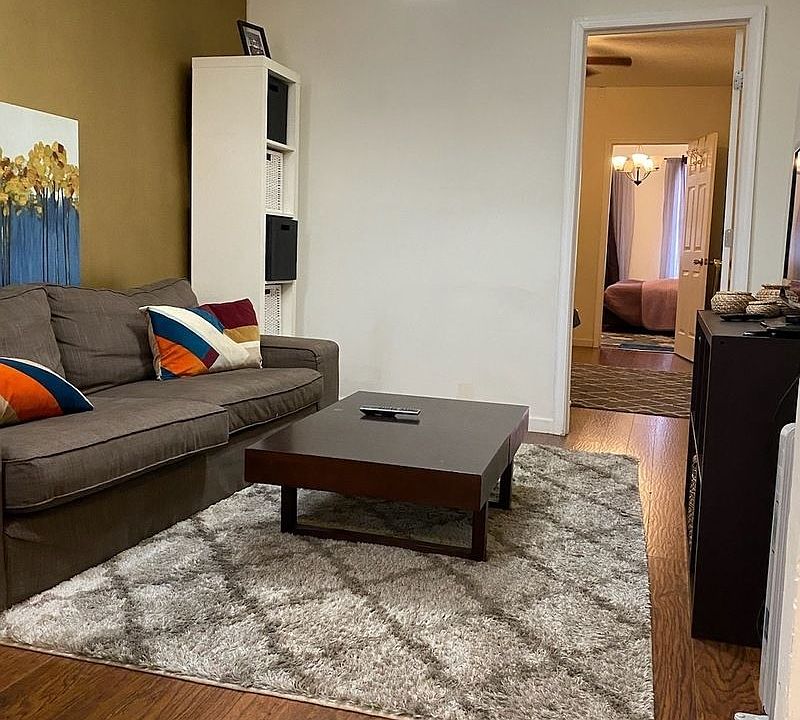 1st image of 586 Union St #1