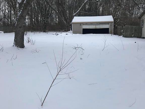 3rd image of 1639 Kay Dr