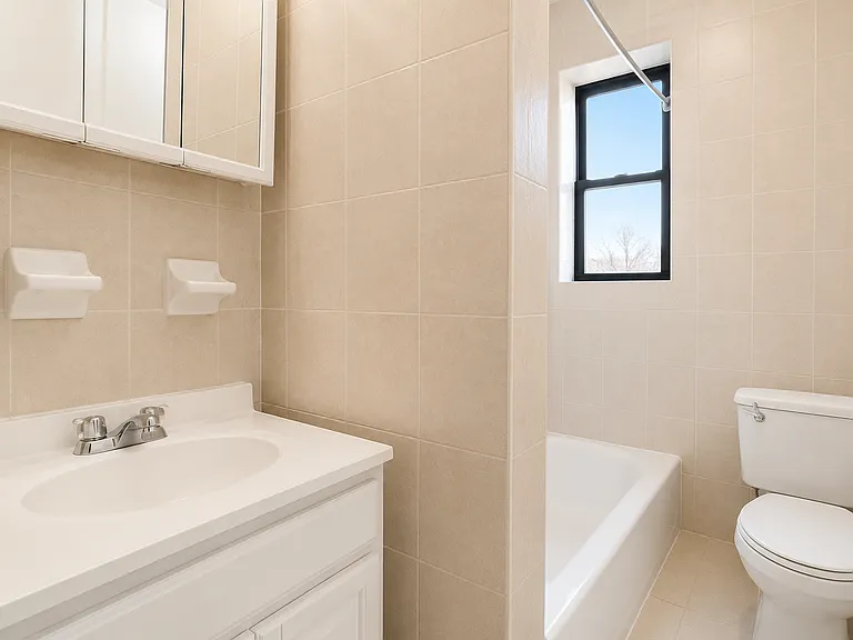 295 Convent Ave #33 — Photo 12