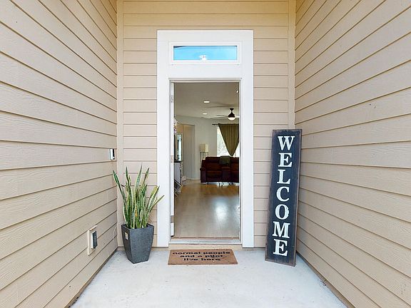 4th image of 2754 COPPERWOOD Avenue