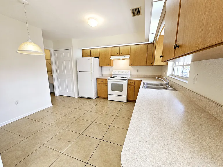 66 N McCall Rd — Photo 8