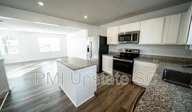 226 Coldwater Creek Ct — Photo 5