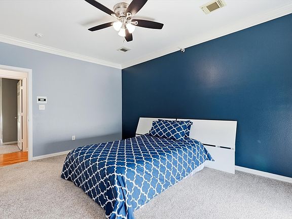 4th image of 1252 Waverly Pl APT 1