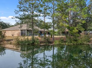 1569 Lakeside Dr, Niceville, FL 32578