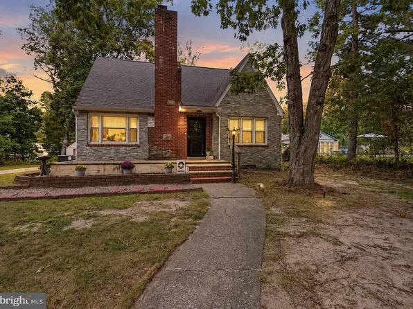 13 East Rd, Gibbsboro, NJ 08026
