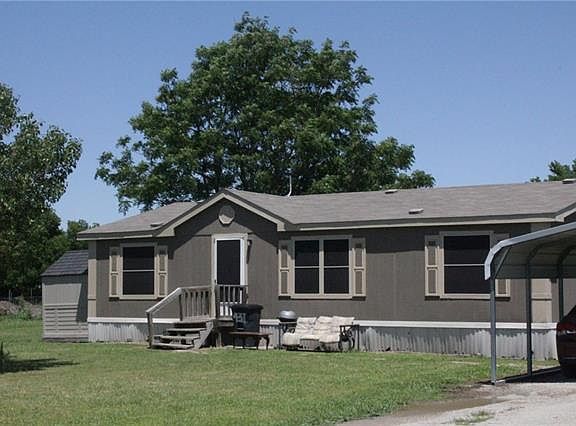 3rd image of 431 Chapel Hill Ln