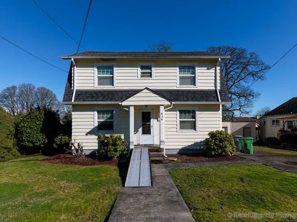 434 S 18th St APT 3, Saint Helens, OR 97051