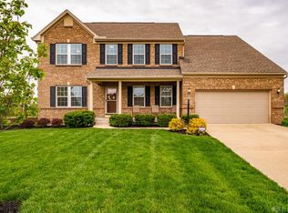 9760 Crooked Creek Dr, Centerville, OH 45458