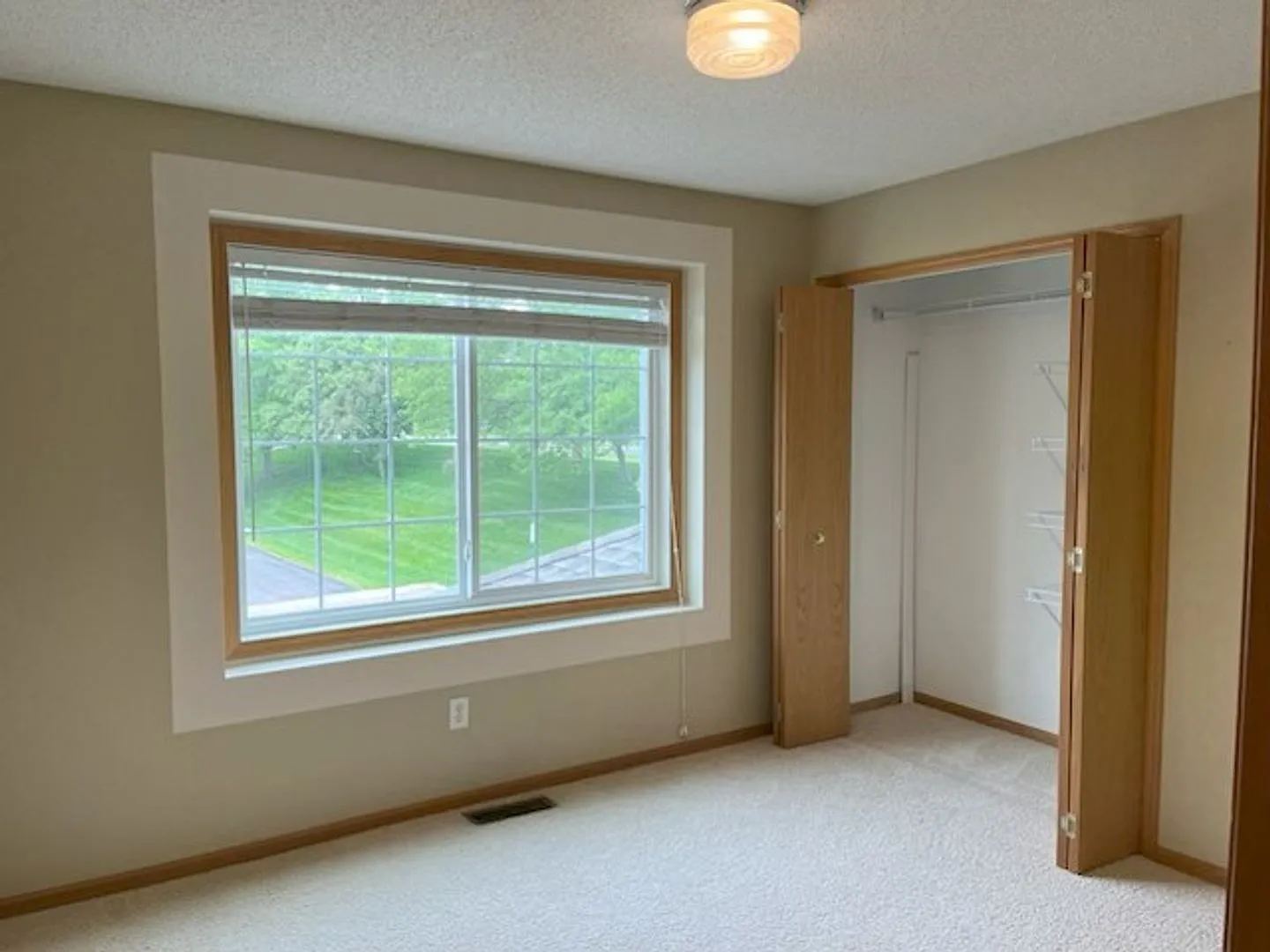 2 Bedroom 2 Bath End Unit Townhome — Photo 4