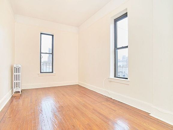 4th image of 426 St Nicholas Ave APT 5B