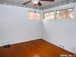 3rd image of 106 Edgemont Dr