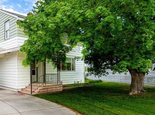 1422 Stevens Dr, Richland, WA 99354