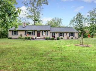 13315 Hickory St, Chesterland, OH 44026