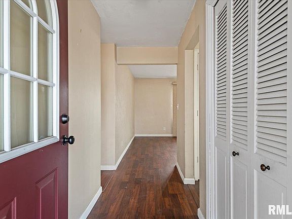 2nd image of 117 James Ct