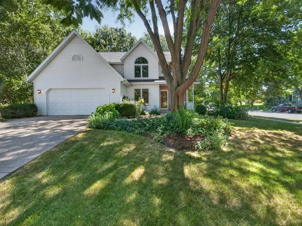 873 Peregrine Cir, Oregon, WI 53575