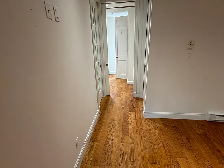 3155 Broadway #19 — Photo 2