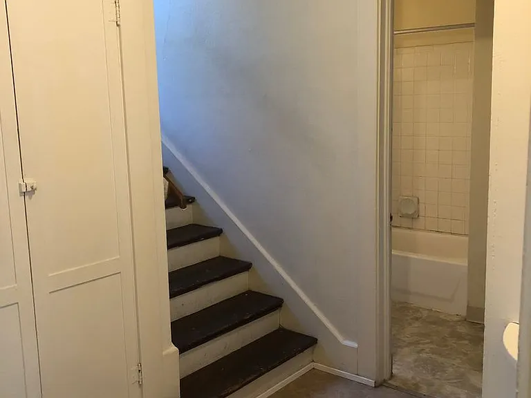 1348 Oak St — Photo 18