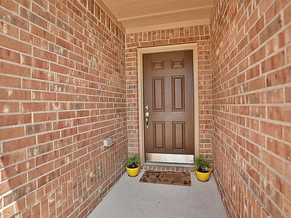 4th image of 8819 Hazel Rose Sky Dr