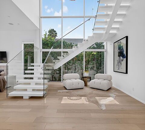 3rd image of 6356 W 5th St