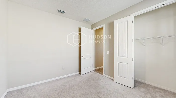1527 Lyonsdale Ln — Photo 20