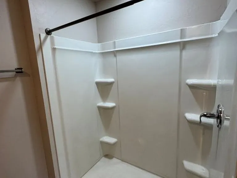 502 Parkhill Cir — Photo 12