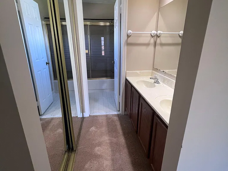 12431 Manchester Way — Photo 17