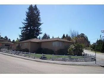 17415 Almond Rd photo 1