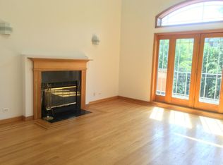 4105 N Kenmore Ave #3WS, Chicago, IL 60613