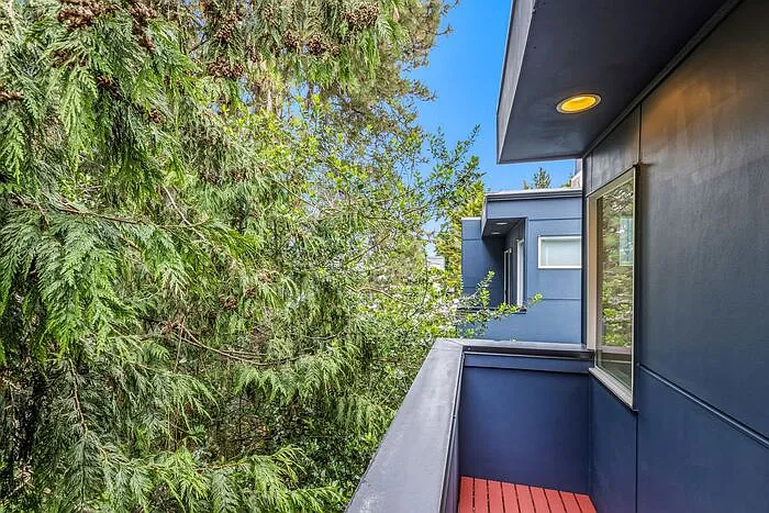 7325 Bainbridge Pl SW — Photo 28