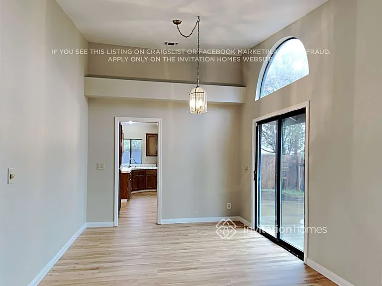 8821 Somershire Way — Photo 7