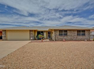 9520 W Rolling Hills Dr, Sun City, AZ 85351