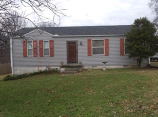 108 Cedar Ridge Dr, La Vergne, TN 37086