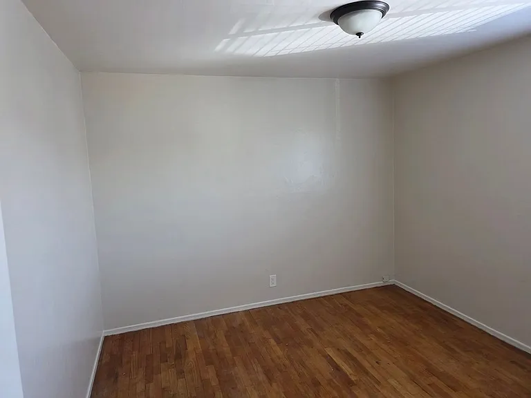 1359 Reeve St — Photo 19